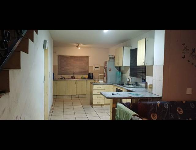 3 BEDROOM TOWNHOUSE FOR SALE IN BRAKPAN NORTH